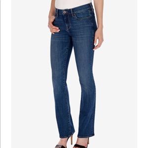 LAST CHANCE Lucky Brand Bootcut Jeans